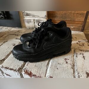 Nike Air Max M-90 Men's 8.5 Black Sneakers